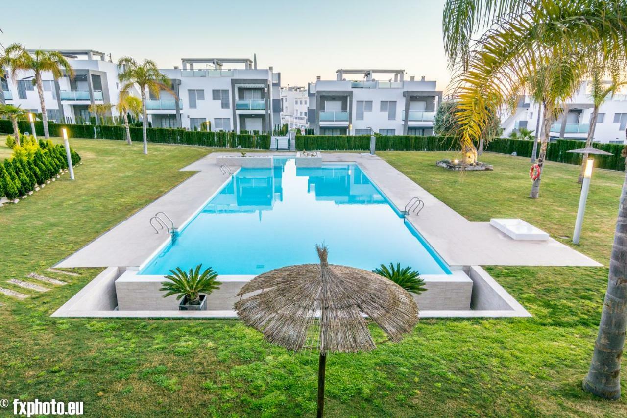 Eluxuria Sunny Villa Torrevieja Ngoại thất bức ảnh